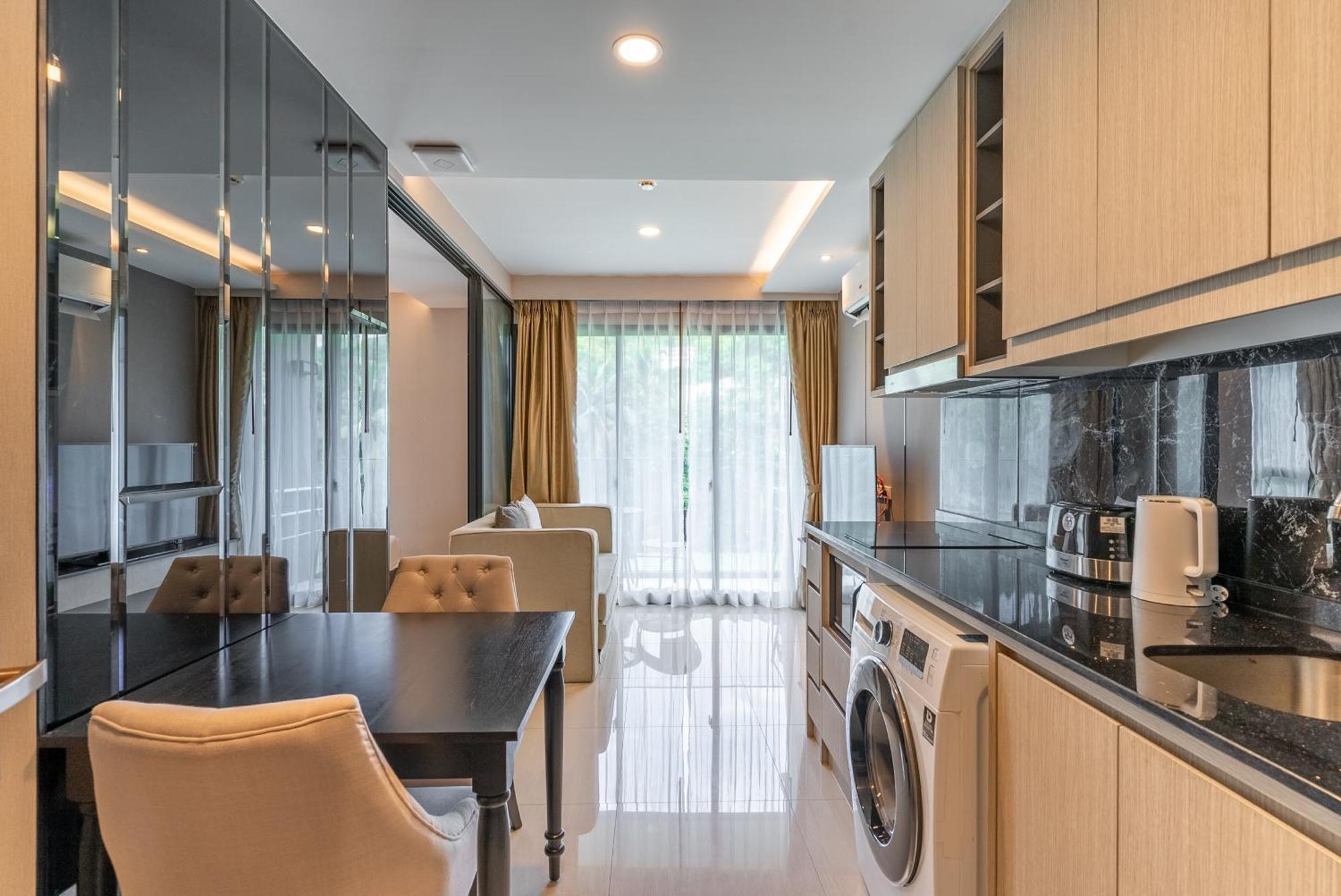 Panora Condo By Villacarte 수린 비치 외부 사진